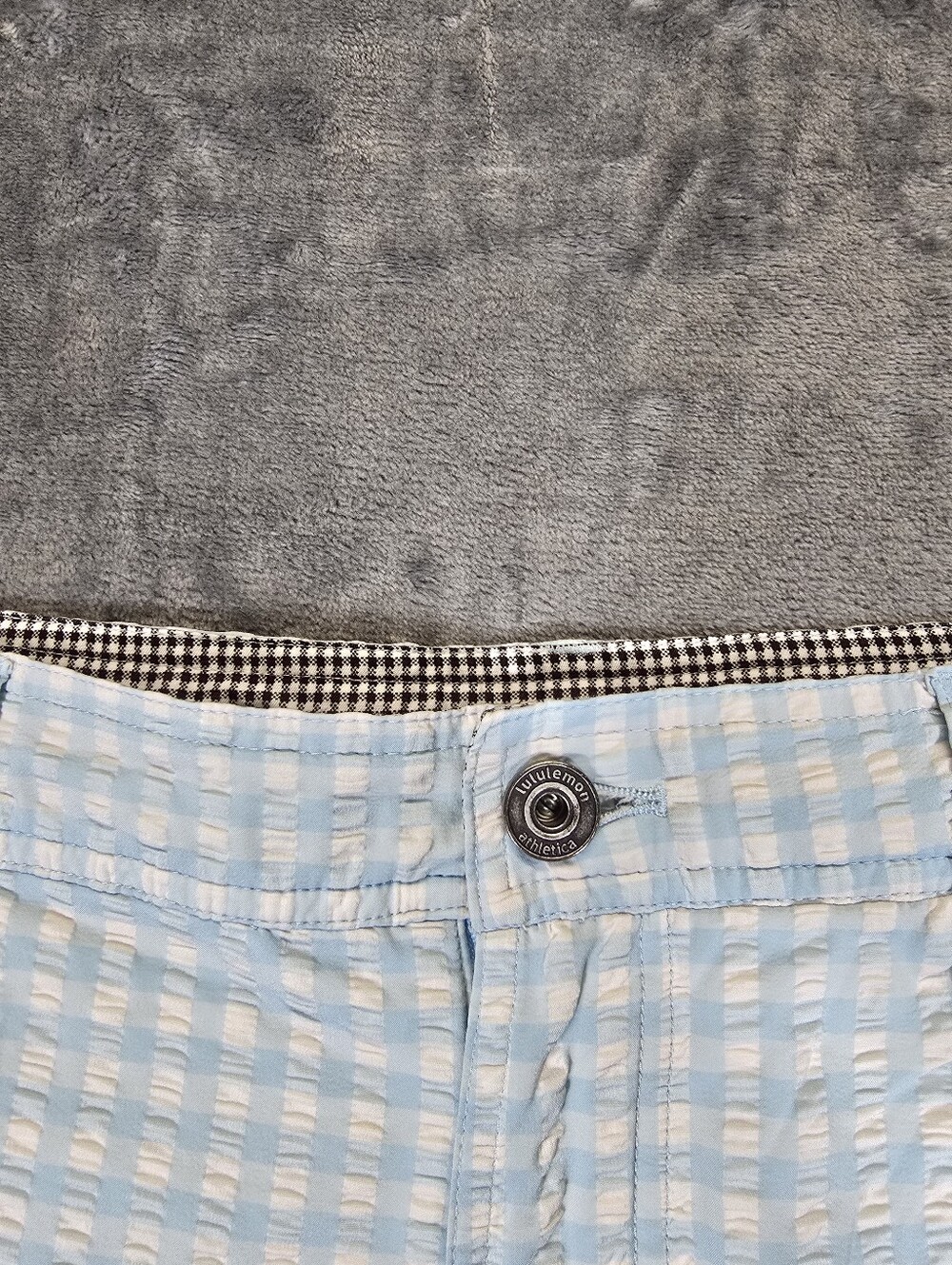 Lululemon Seersucker Performance Shorts Size 34 Blue - Picture 3 of 6
